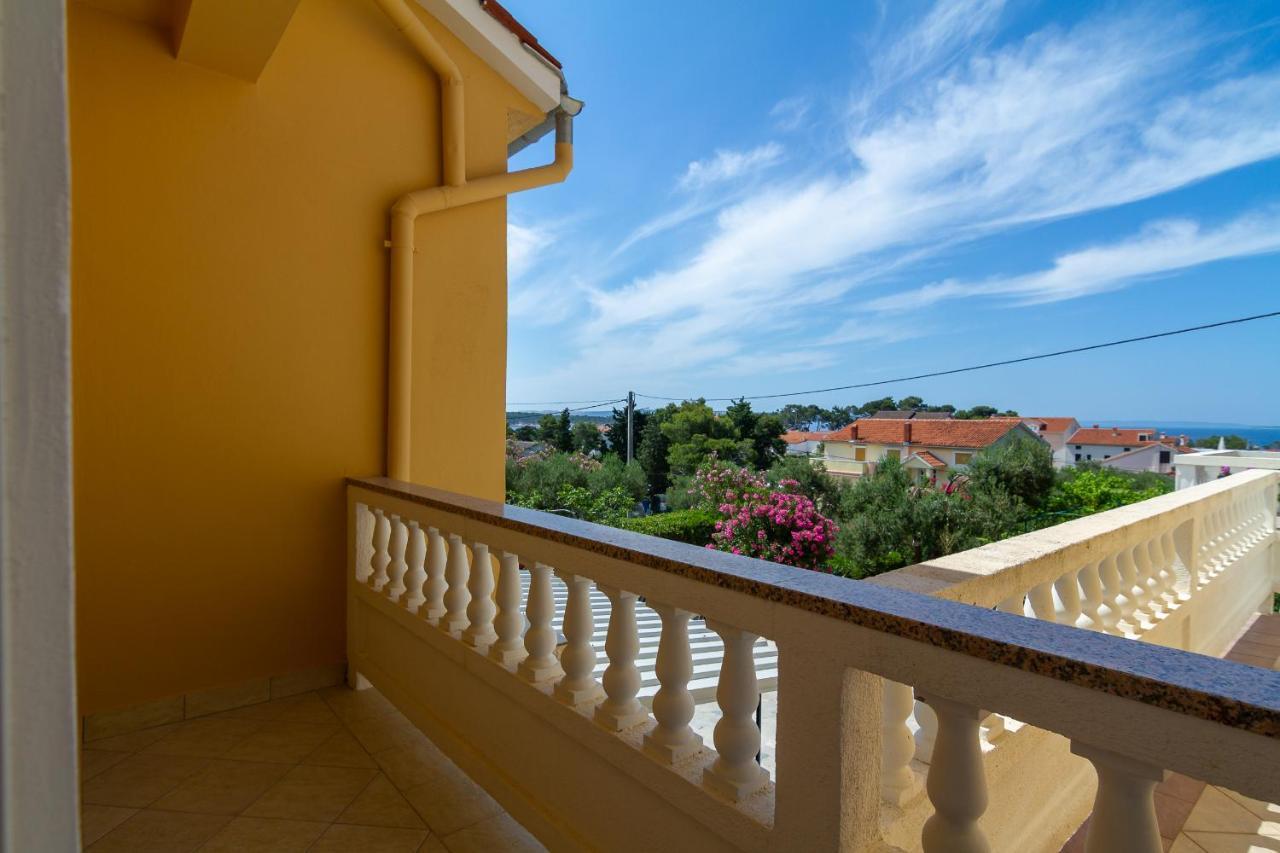 Apartman Haus Maja Banjol Exterior foto