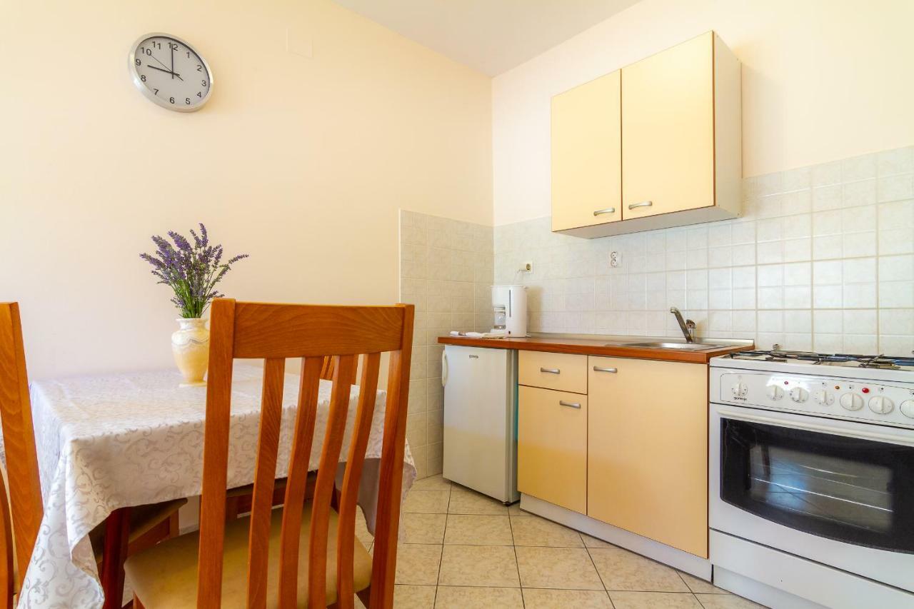 Apartman Haus Maja Banjol Exterior foto